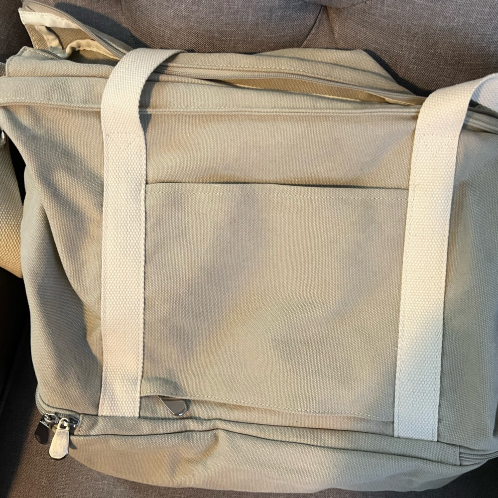 ✨ Lo and Sons Catalina Deluxe Tote ✨